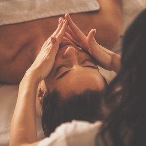 Full body massage in Kuala Lumpur by Anje Aura